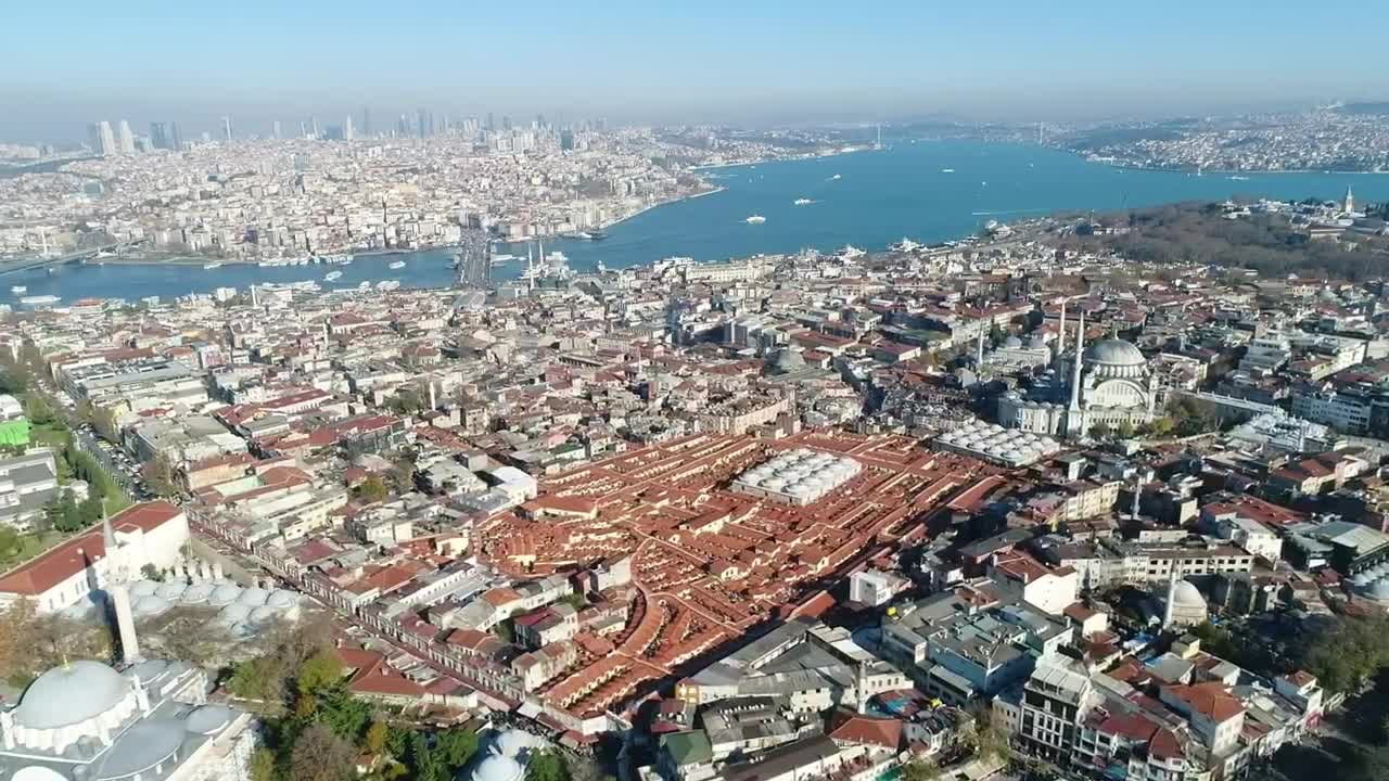 Stock Video Looking Far Across Istanbul Animated Wallpaper