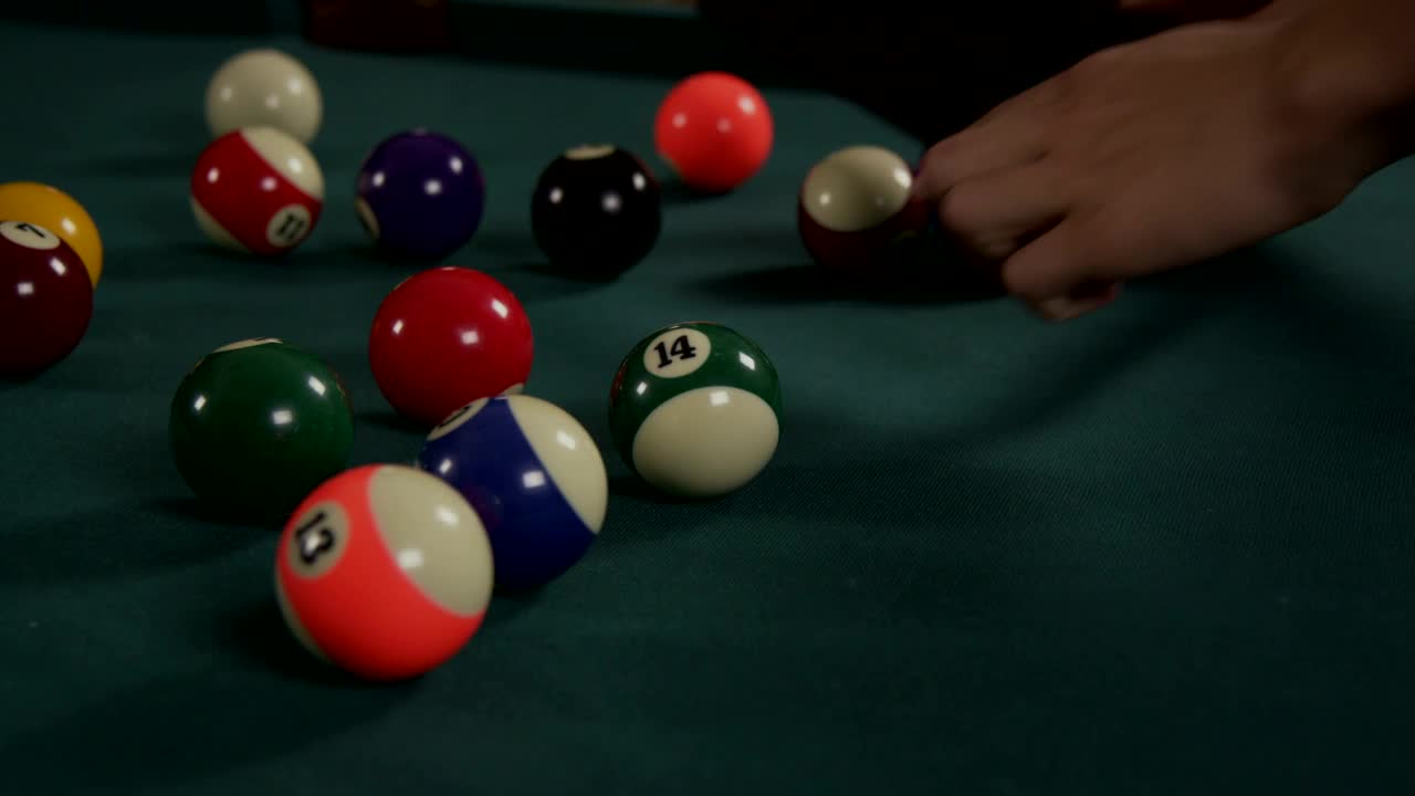 Stock Video Loading Up Billiard Balls Animated Wallpaper