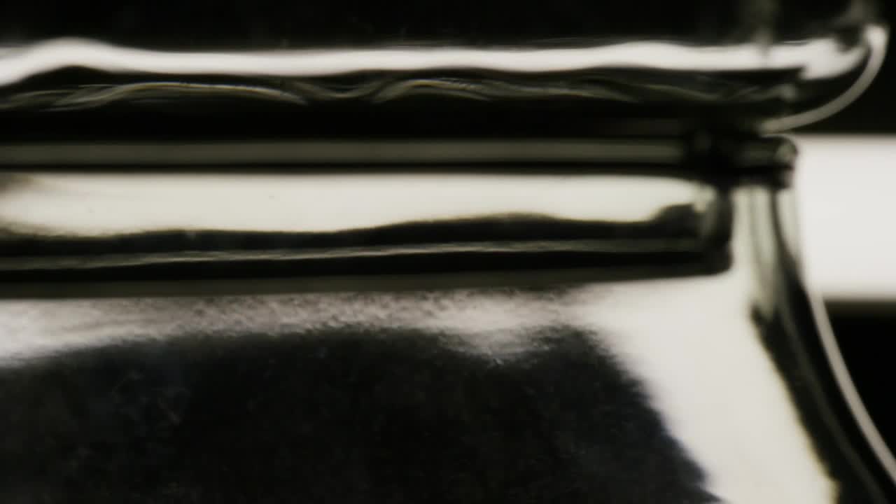 Stock Video Liquid Metal Shapes In Motion Animated Wallpaper