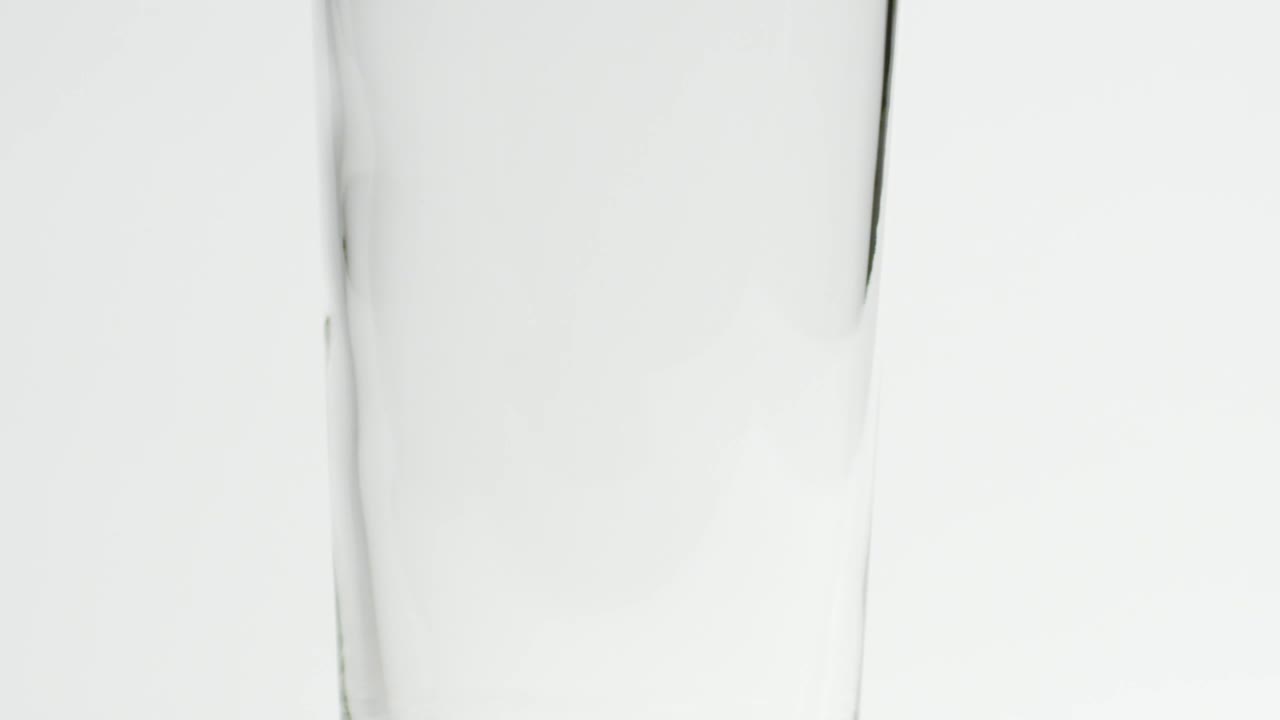 Stock Video Lime And Ice In A Glass Animated Wallpaper