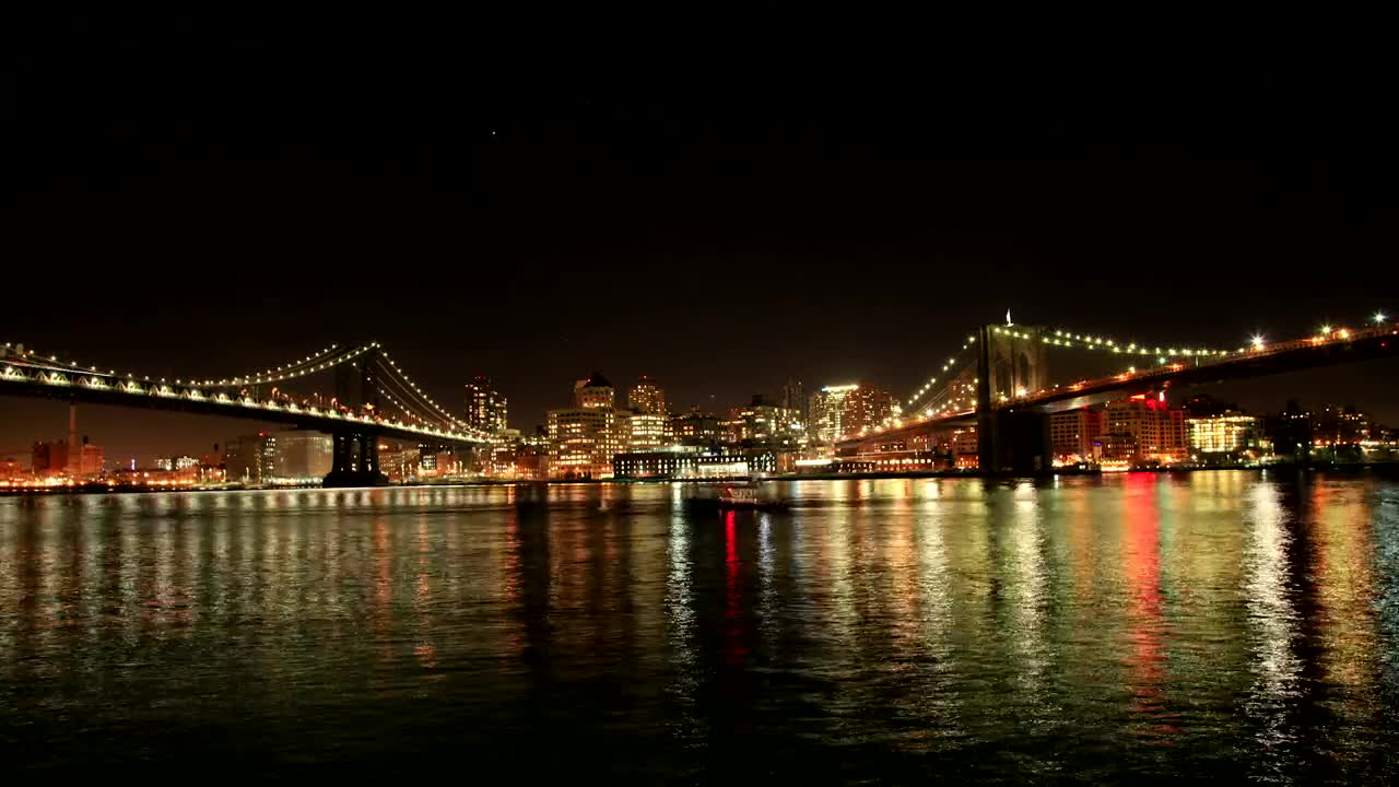 Stock Video Lights Of The Brooklyn And Manhattan Bridges Animated Wallpaper