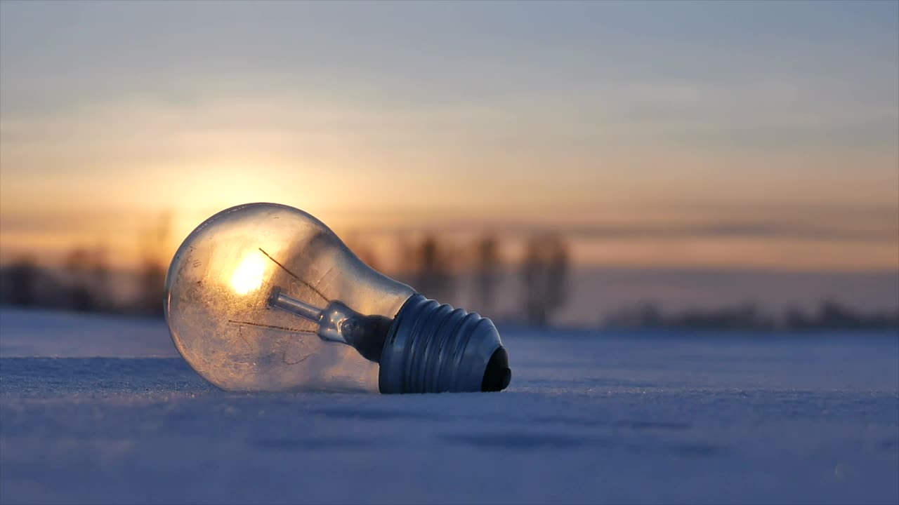 Stock Video Lightbulb In Snow Animated Wallpaper