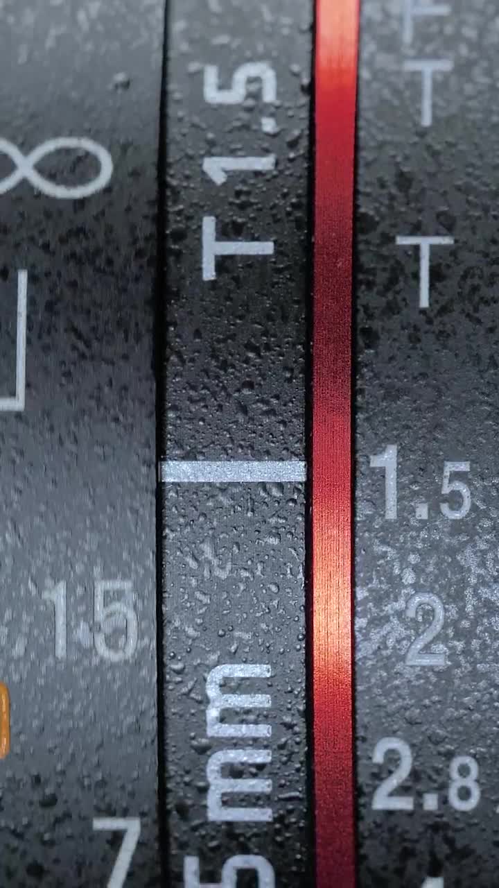 Stock Video Lens Focus In Motion Animated Wallpaper