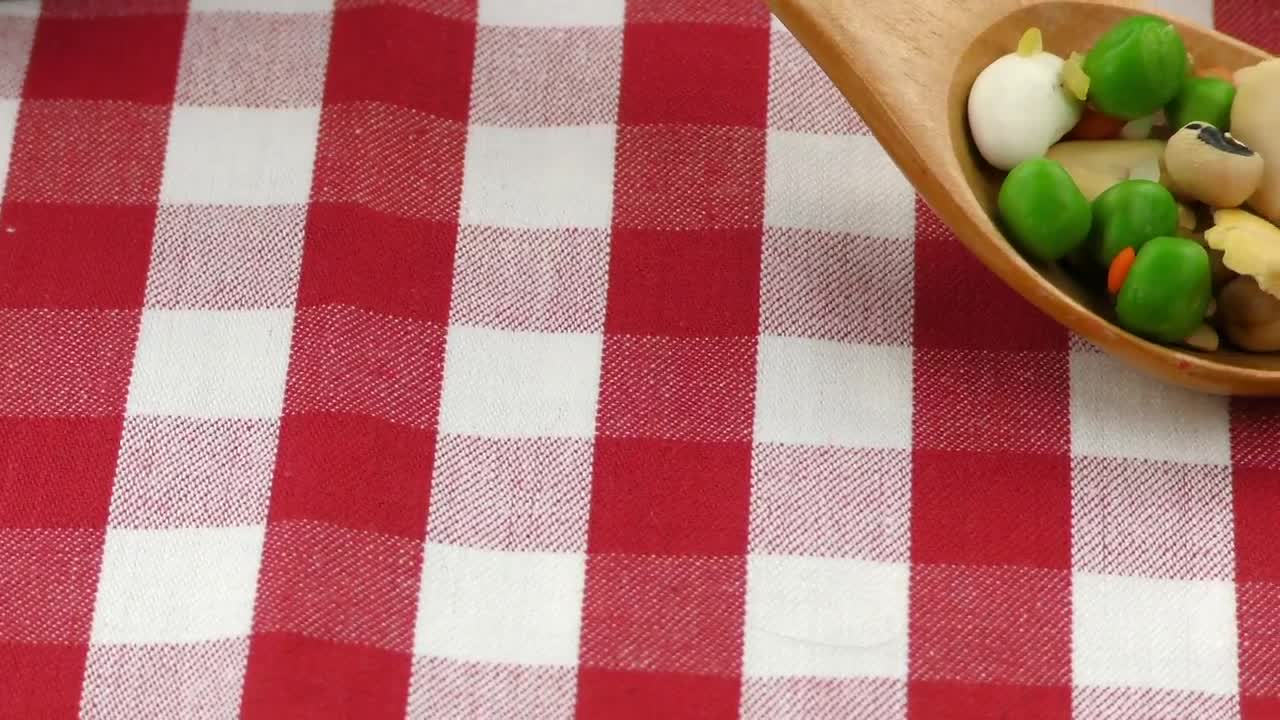 Stock Video Legumes In Wooden Spoons Animated Wallpaper