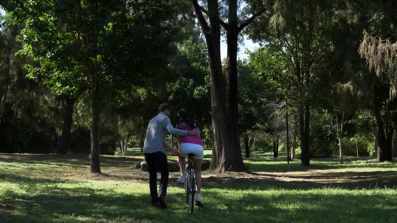 Stock Video Learning How To Ride A Bike Animated Wallpaper