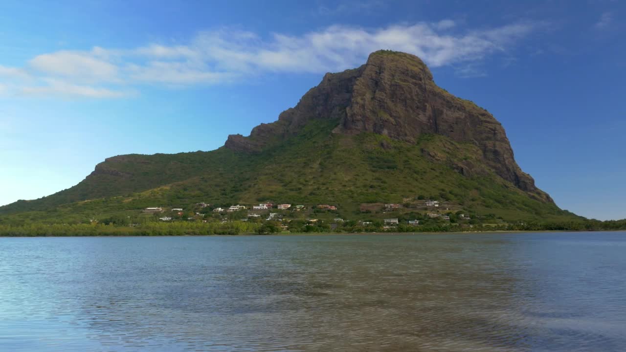 Stock Video Le Morne Brabant From The Ocean Animated Wallpaper