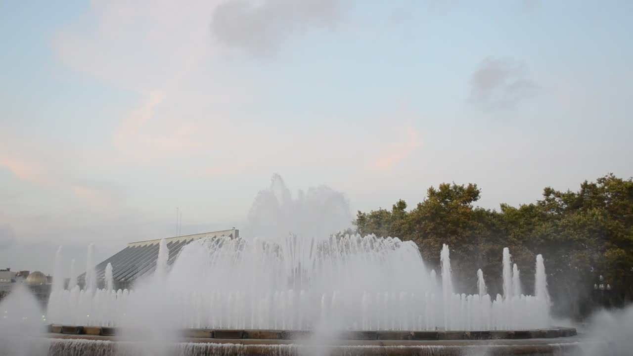 Stock Video Large Fountain Display In Barcelona Animated Wallpaper
