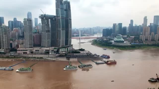 Stock Video Large City Surrounded By A River Smal Animated Wallpaper