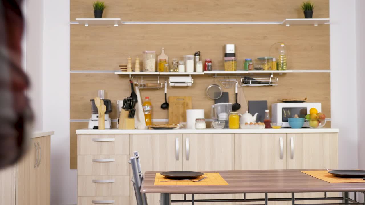 Stock Video Mother And Daughter Sharing Two Pizza Animated Wallpaper