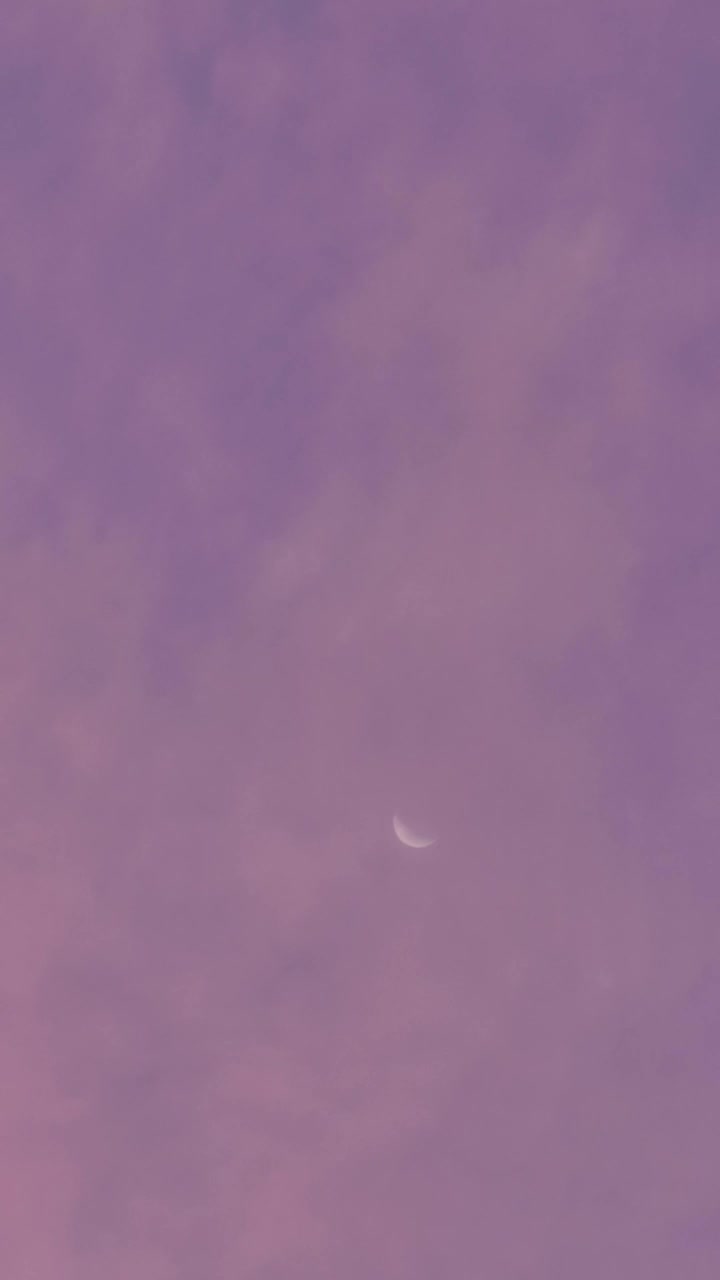 Stock Video Moon In The Sky At The Evenin Animated Wallpaper