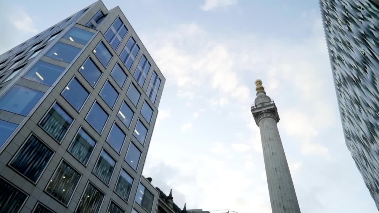 Stock Video Monument Between Two Building Animated Wallpaper