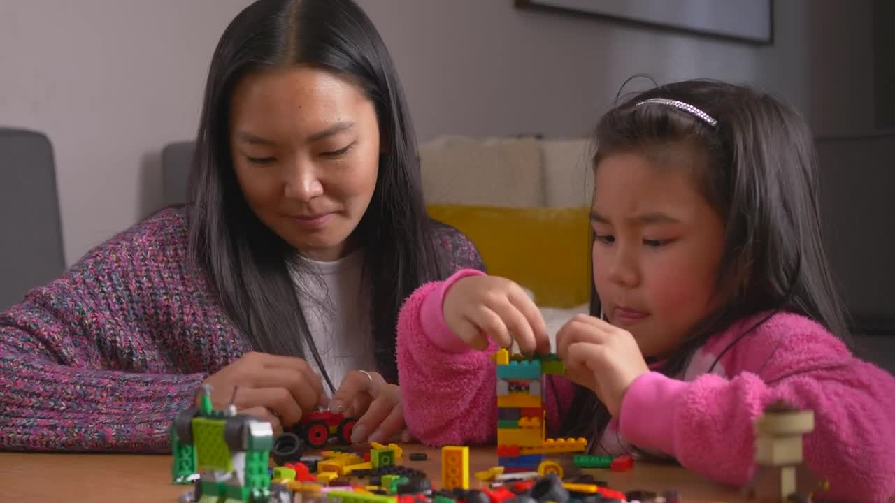 Stock Video Mom And Daughter Playing Togethe Animated Wallpaper