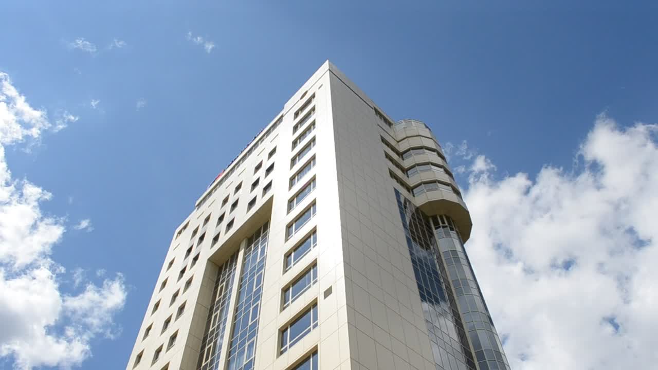 Stock Video Modern Office Building With An Elevato Animated Wallpaper