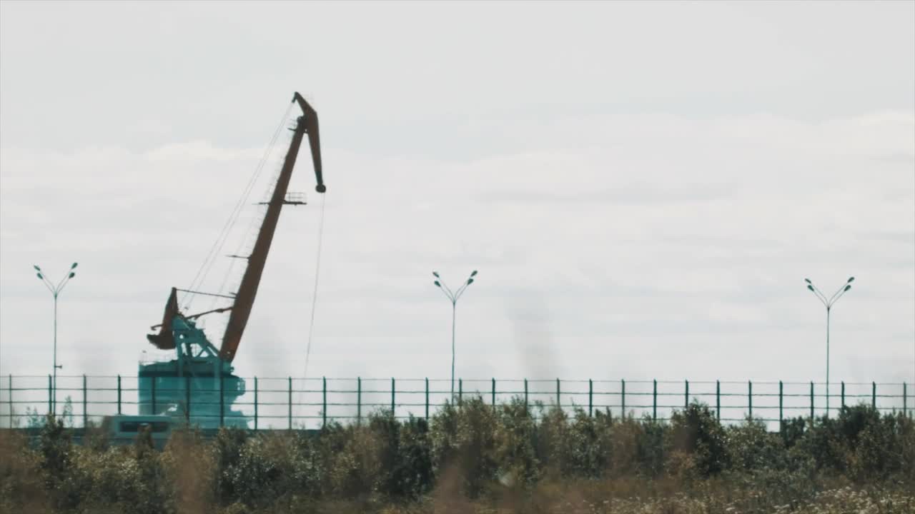 Stock Video Metal Crane Over A Por Animated Wallpaper