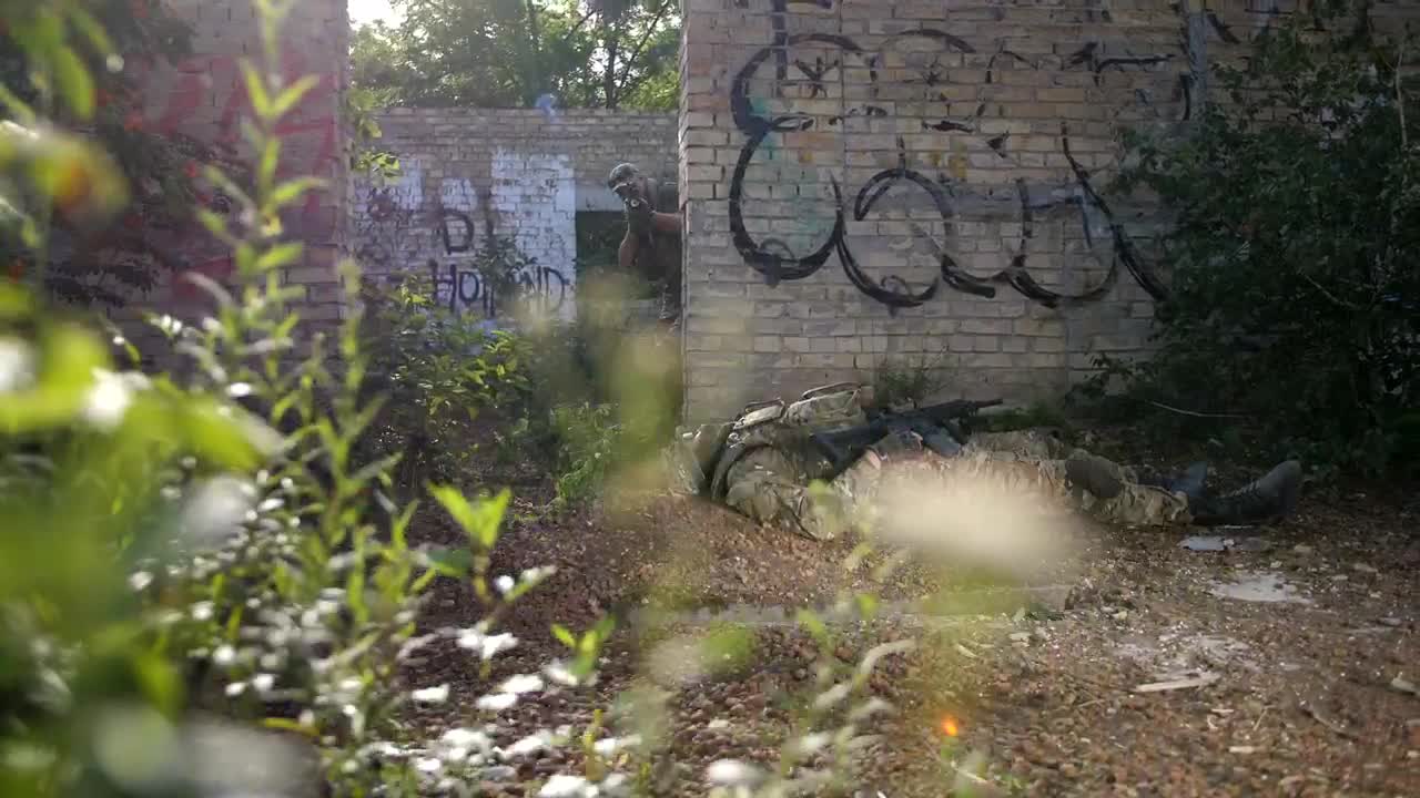 Stock Video Medical Care On The Battlefiel Animated Wallpaper