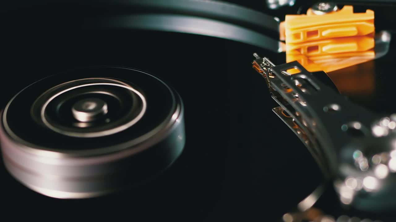 Stock Video Mechanical Disk Drive Spinnin Animated Wallpaper