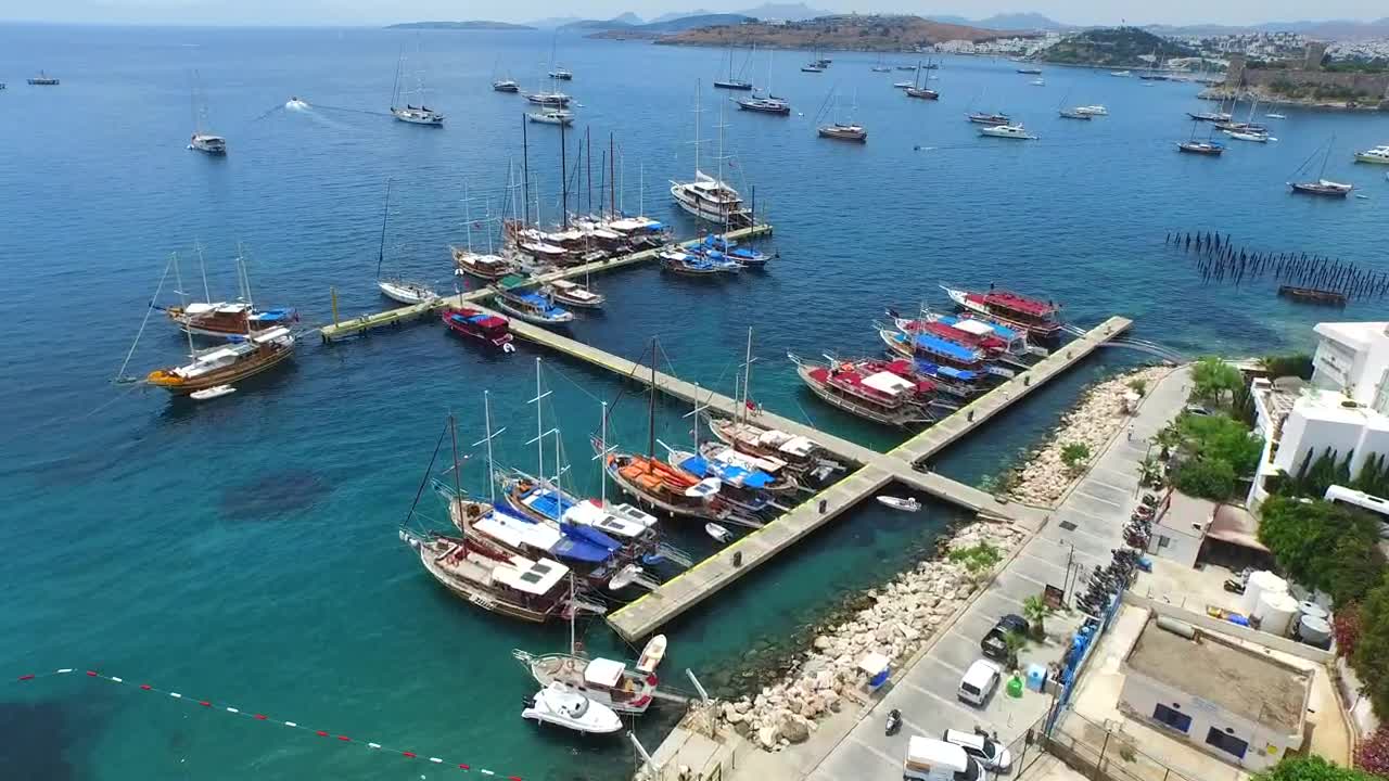 Stock Video Marina At The Seashor Animated Wallpaper