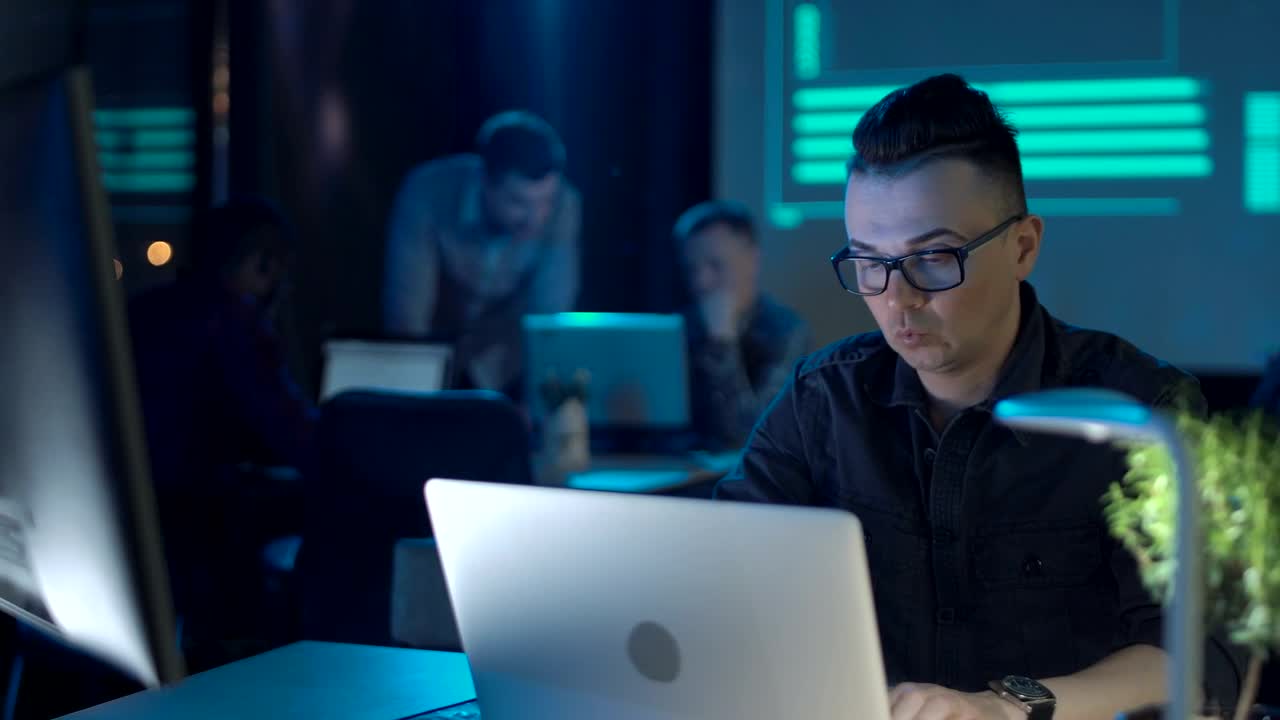 Stock Video Man Working With The Computer In The Offic Animated Wallpaper