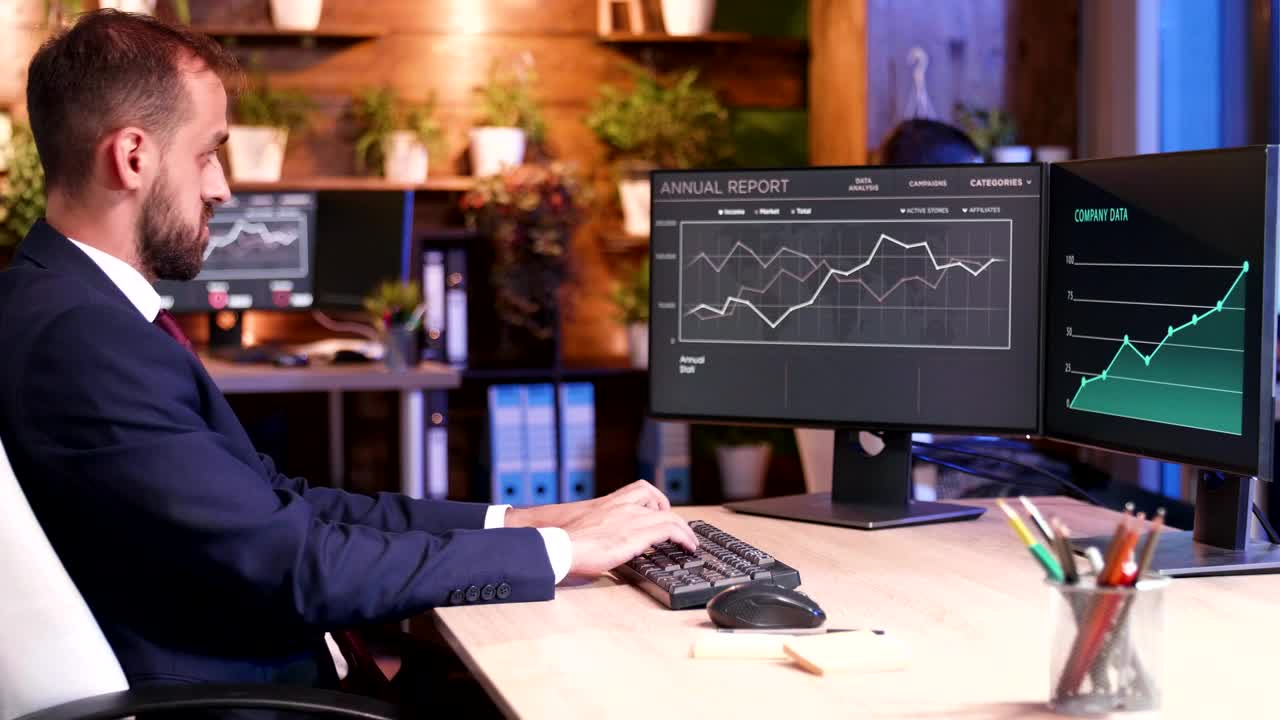 Stock Video Man Working On A Compute Animated Wallpaper