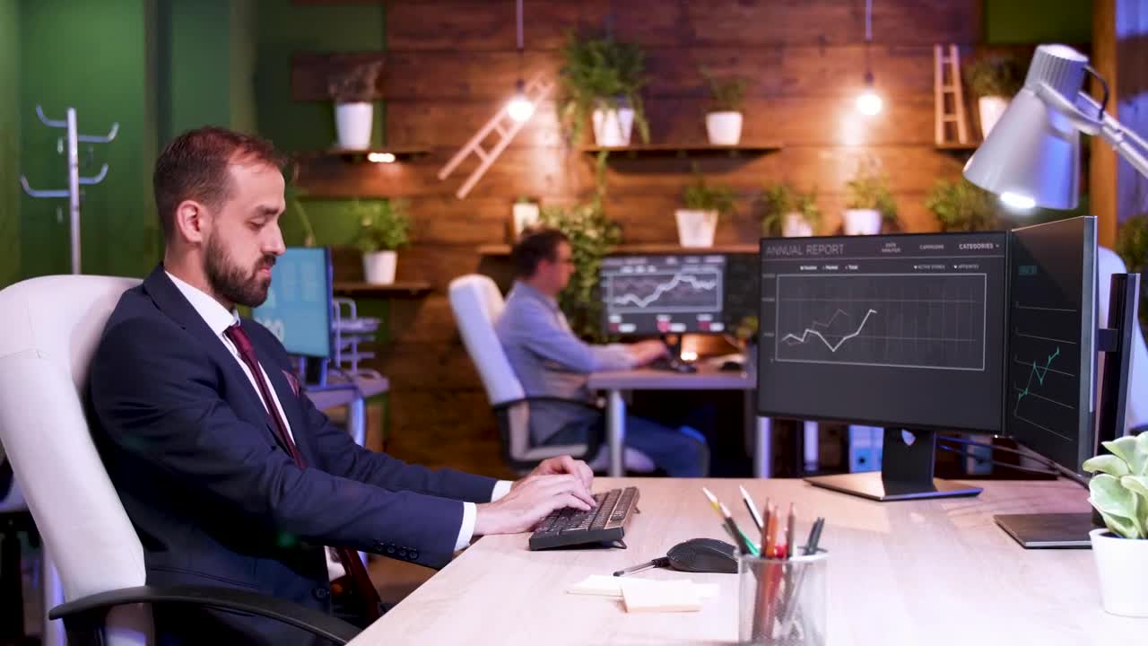 Stock Video Man Turning To Look At The Camer Animated Wallpaper