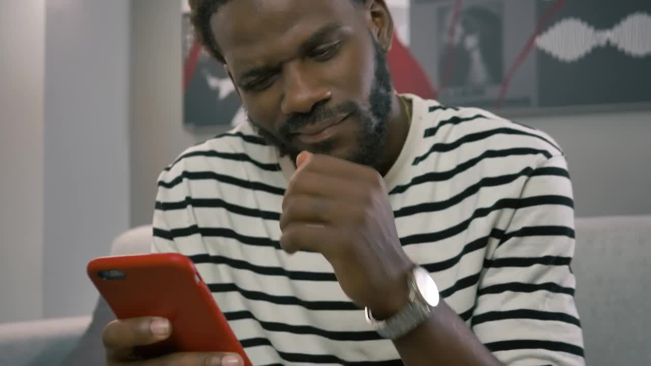 Stock Video Man Thinks How To Answer A Messag Animated Wallpaper