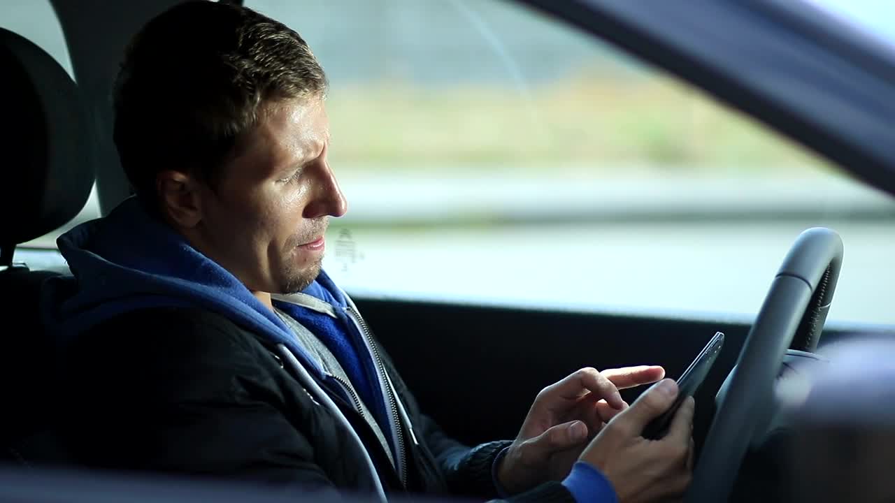 Stock Video Man Setting Up A Gps Ap Animated Wallpaper