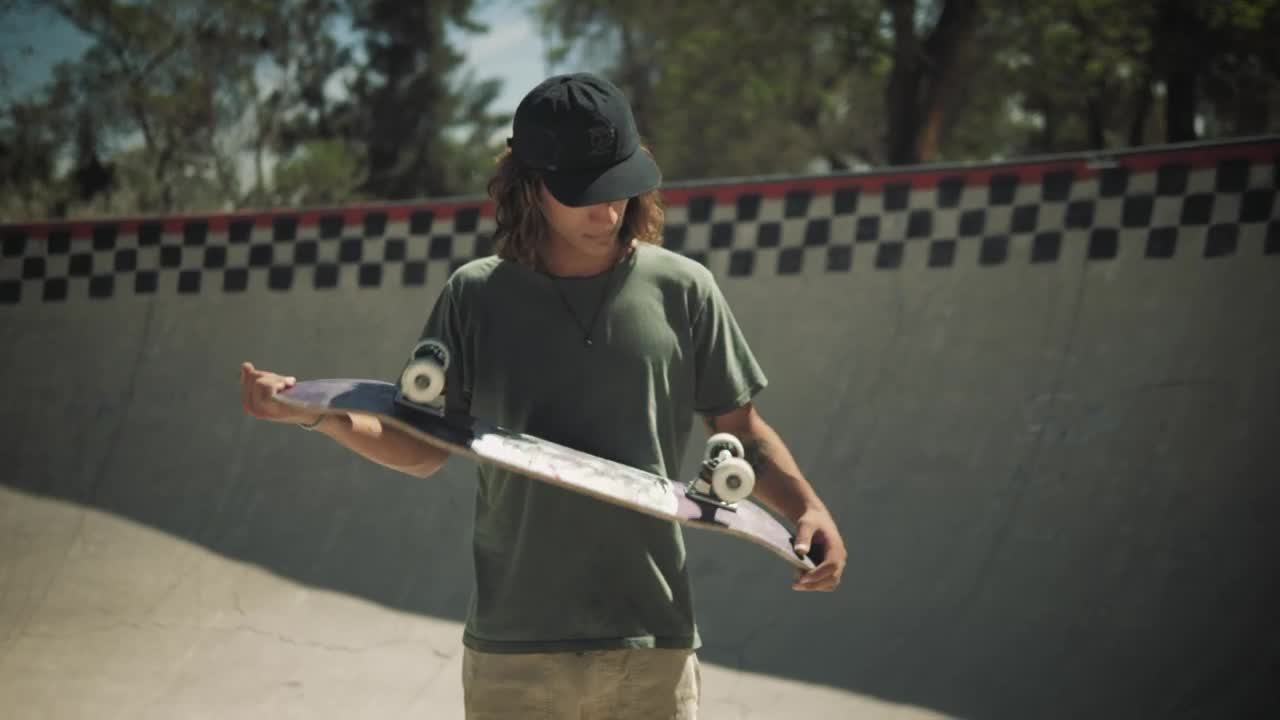 Stock Video Man Practicing At A Skate Par Animated Wallpaper