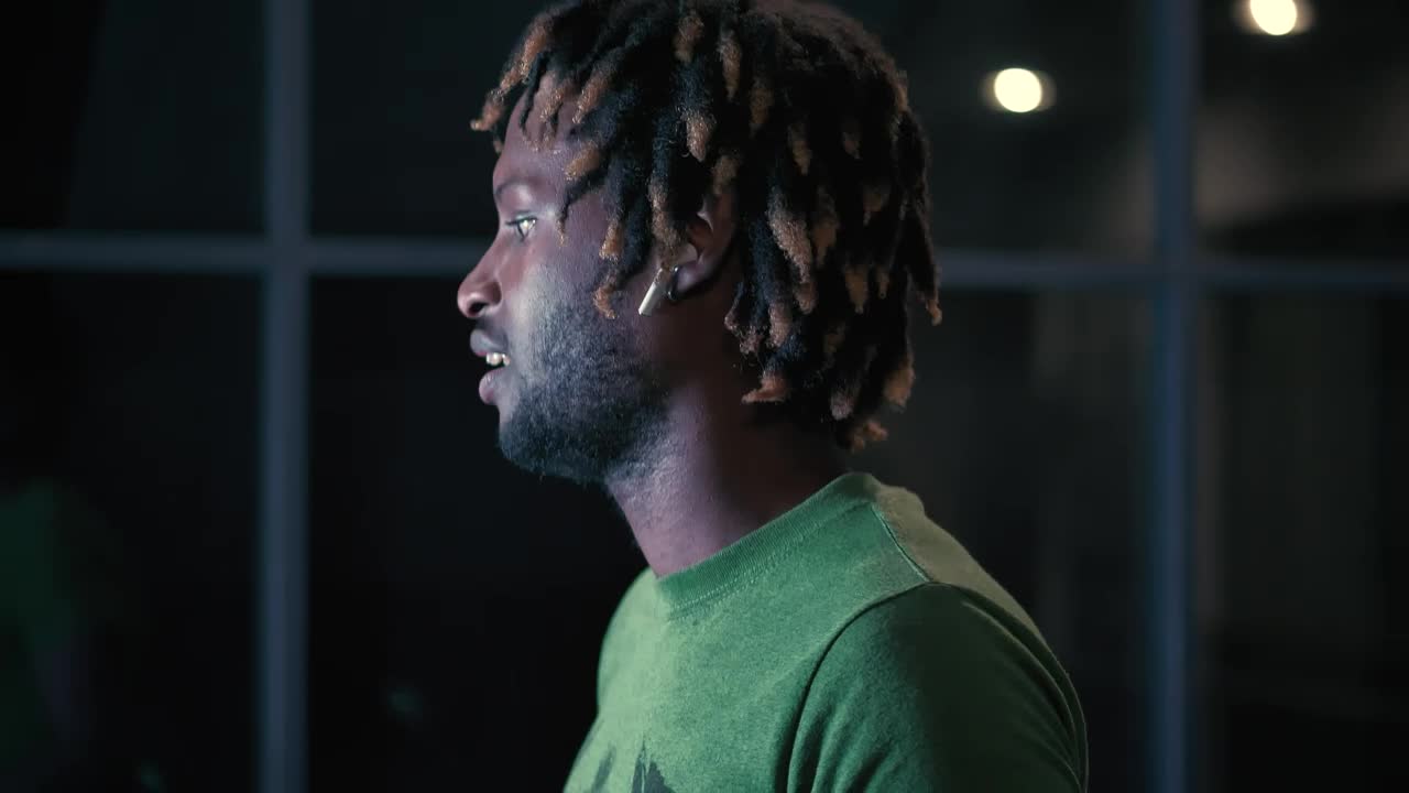 Stock Video Man On A Phone Call At Nigh Animated Wallpaper