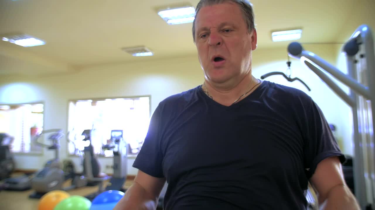 Stock Video Man Lifting A Barbel Animated Wallpaper