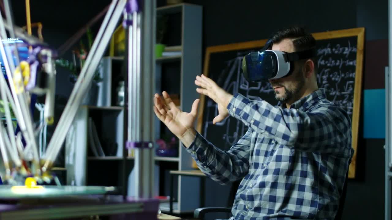 Stock Video Man In The Classroom Exploring Vr Technolog Animated Wallpaper