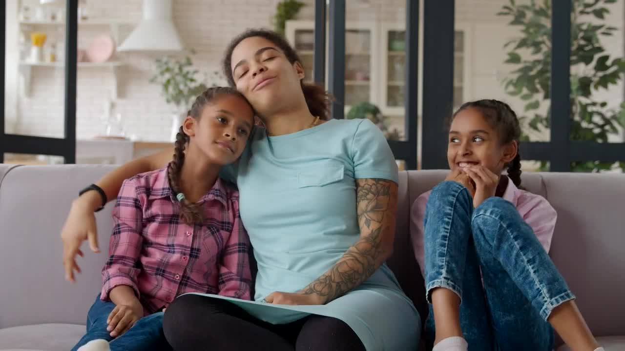 Stock Video Mother With Her Happy Daughters Live Wallpaper