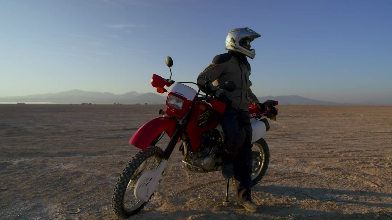 Stock Video Motocross Biker In The Desert Live Wallpaper