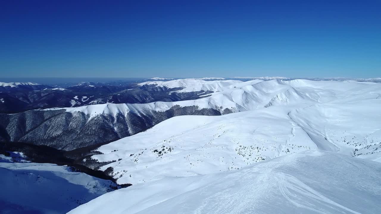 Stock Video Mountain Range In A Clear Sky Day Live Wallpaper