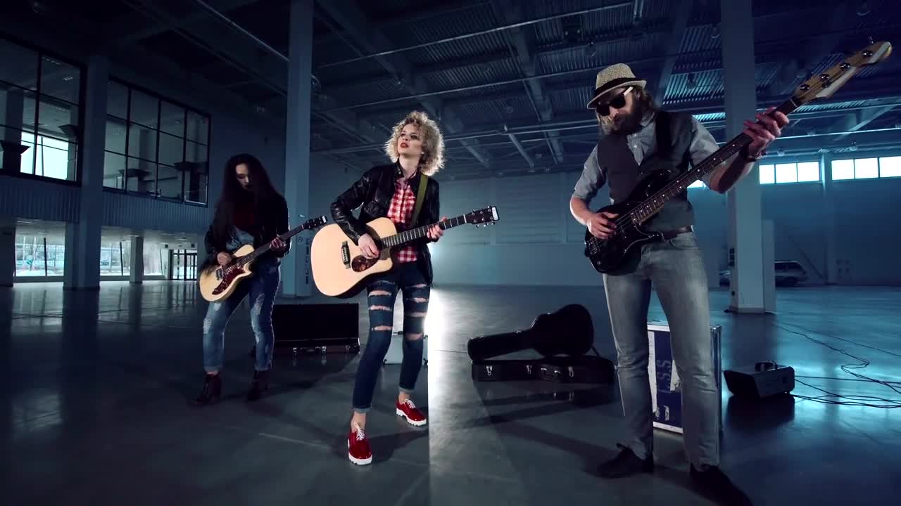 Stock Video Music Band Shooting Video In An Empty Warehouse Live Wallpaper