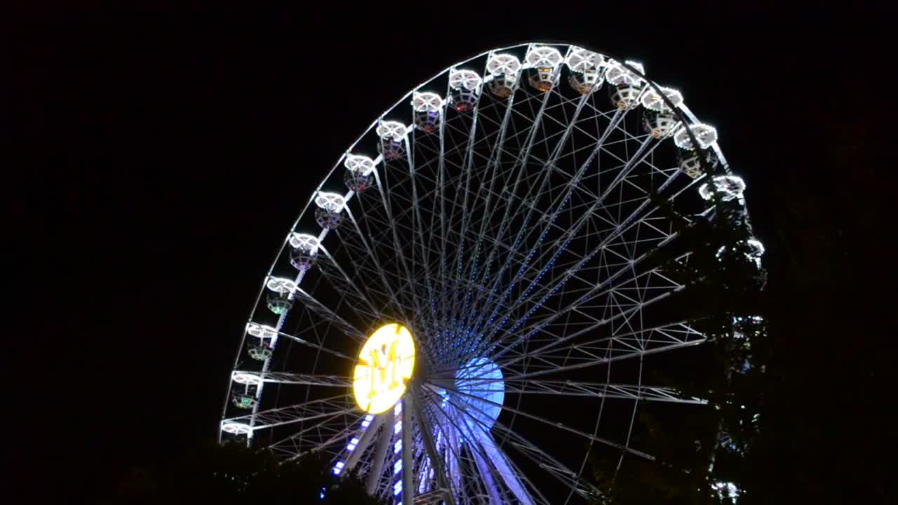 Stock Video Neon Lights On A Ride Live Wallpaper