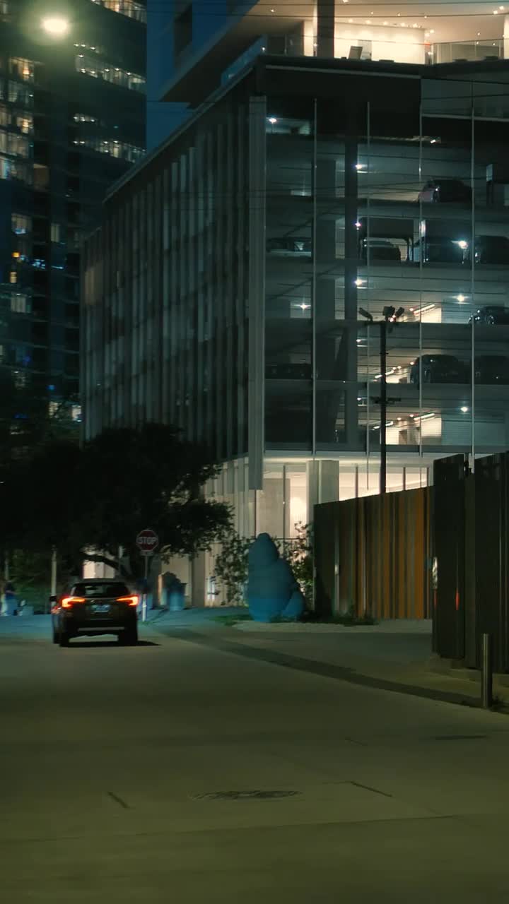 Stock Video Night Tour Through The Streets Of A Big City Live Wallpaper