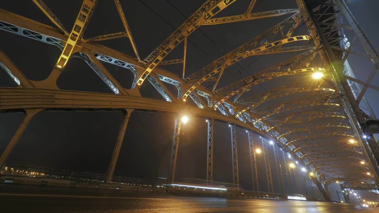 Stock Video Night Traffic Heading Over A Tall Bridge Live Wallpaper