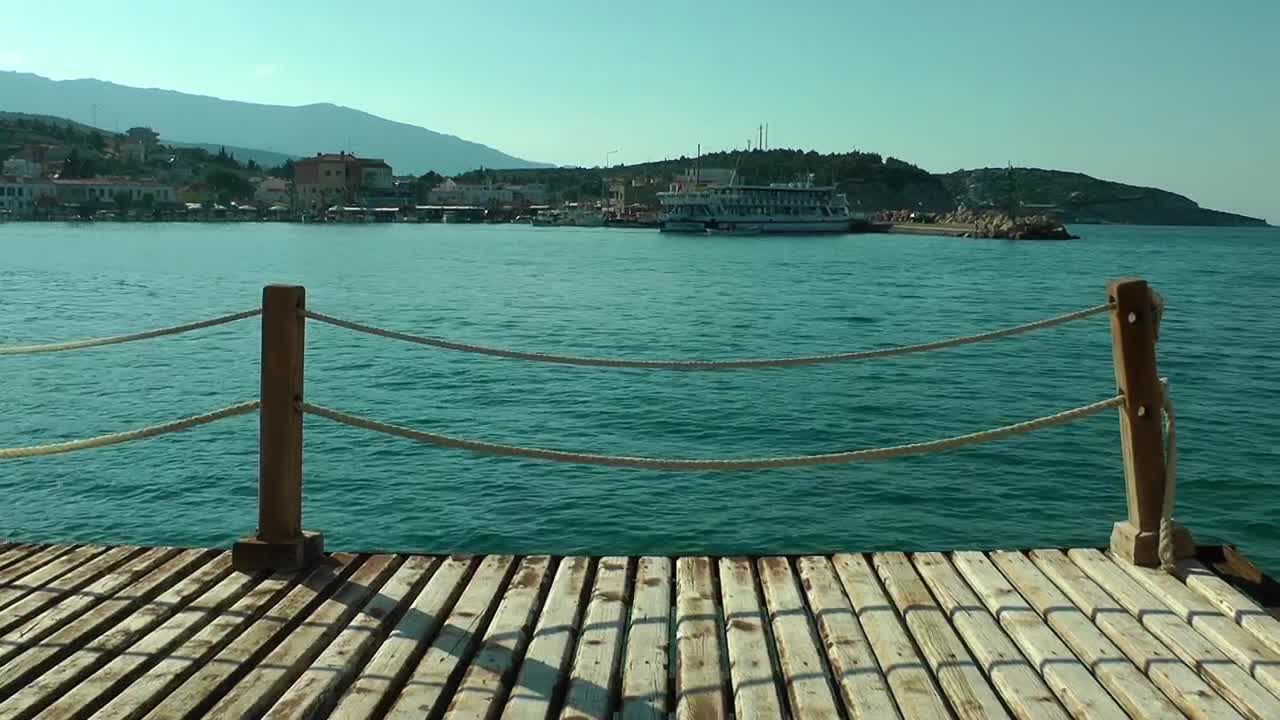Stock Video Ocean View From A Wooden Dock Live Wallpaper