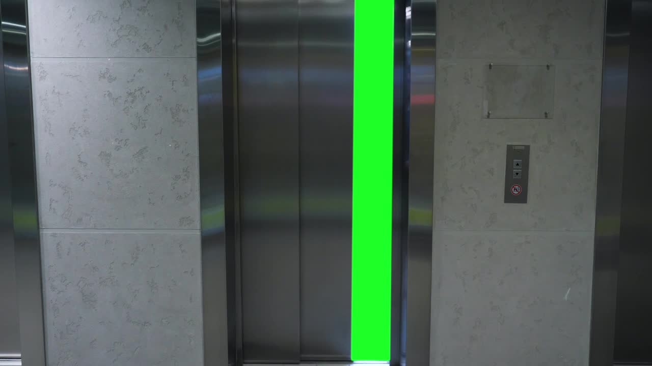 Stock Video Office Elevator With A Green Screen Live Wallpaper