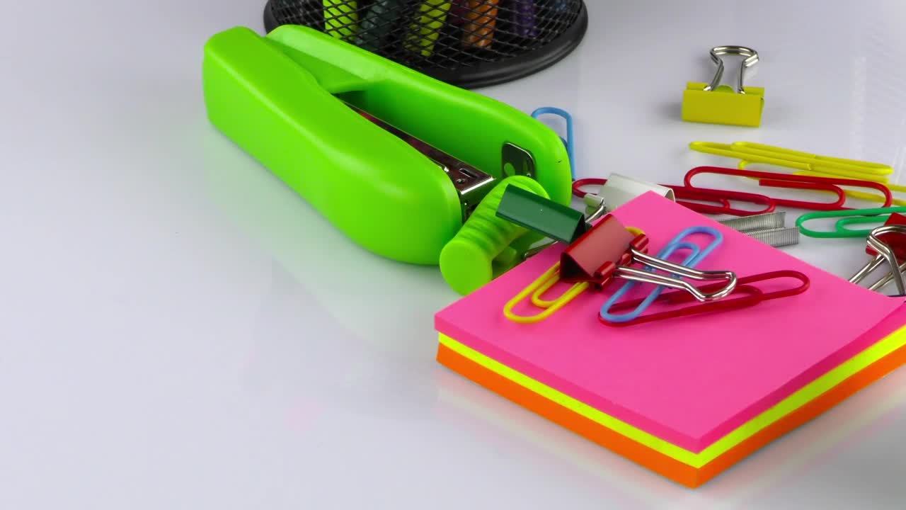 Stock Video Office Items Live Wallpaper