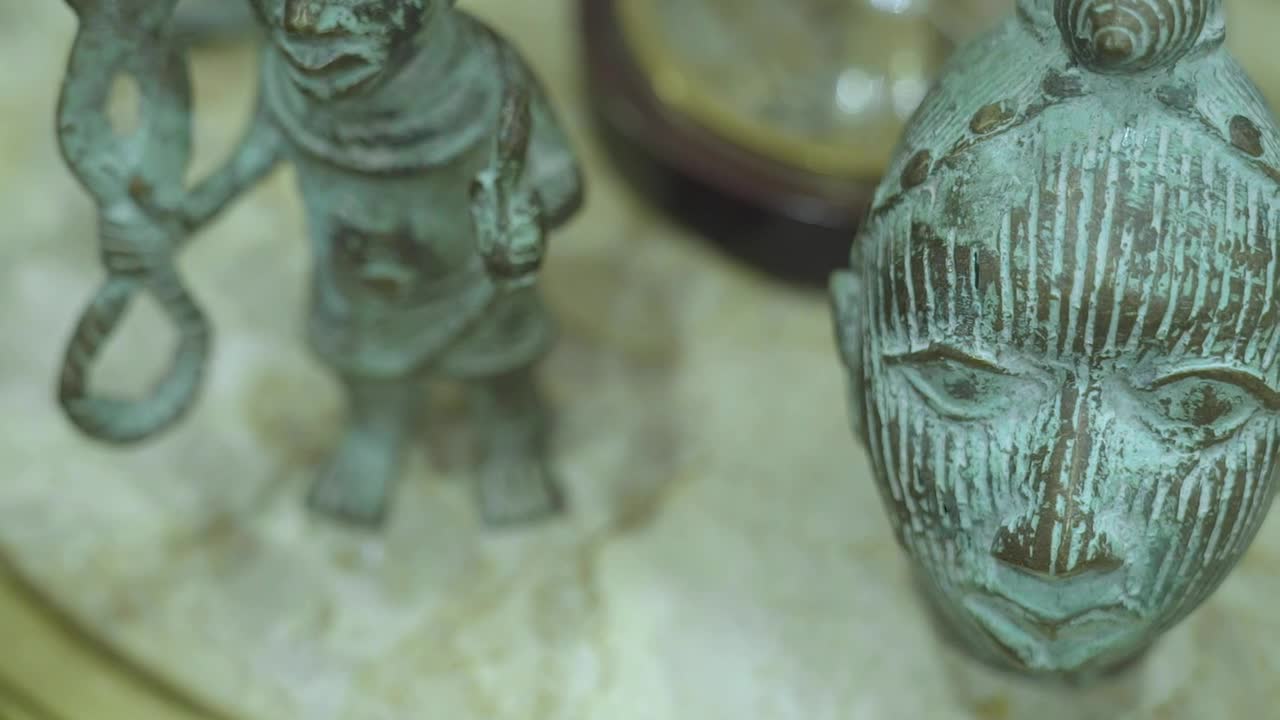 Stock Video Old Figures In A Shop Live Wallpaper