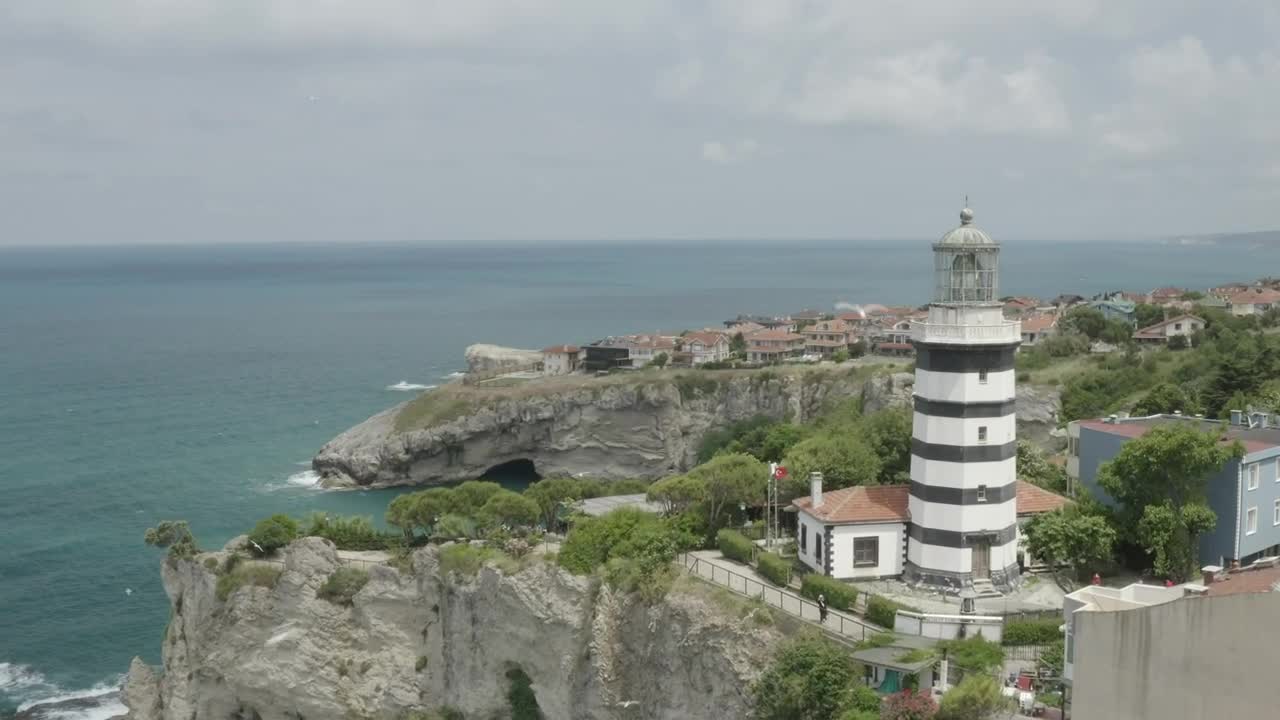 Stock Video Old Lighthouse By The Ocean Live Wallpaper
