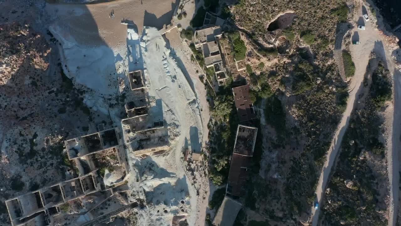 Stock Video Old Ruined Abandoned Villa On The Beach Live Wallpaper