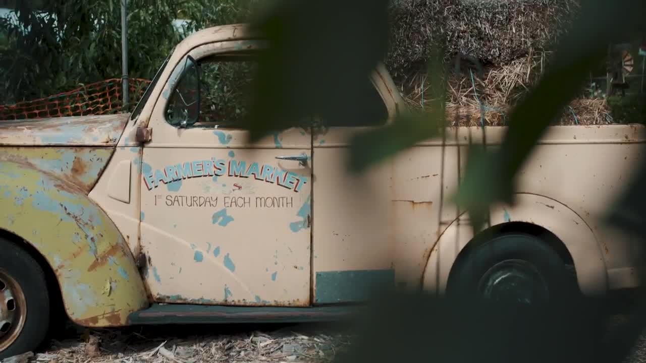 Stock Video Old Truck Live Wallpaper