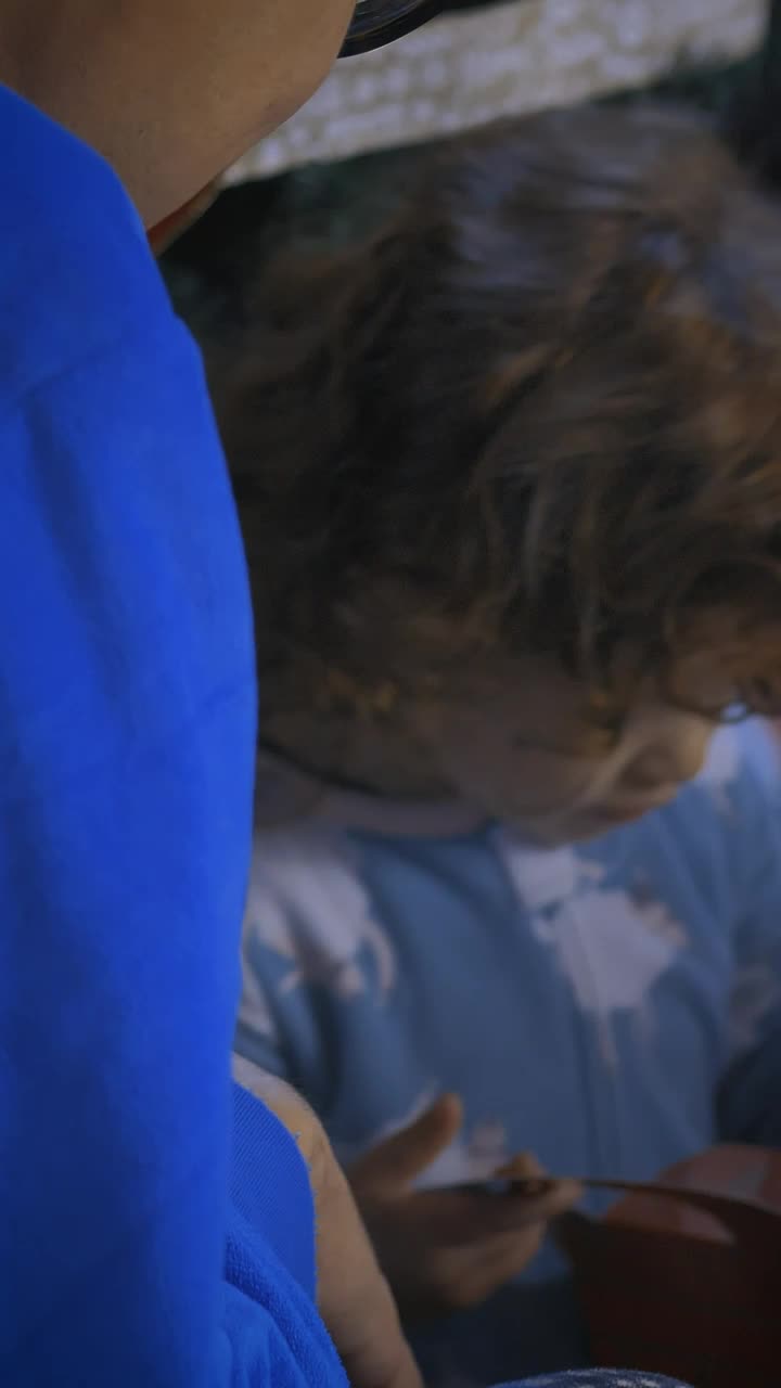 Stock Video Opening Presents On Christmas Morning Live Wallpaper