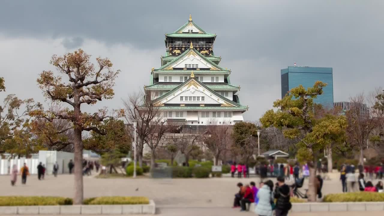 Stock Video Osaka Old Temple Time Lapse Live Wallpaper
