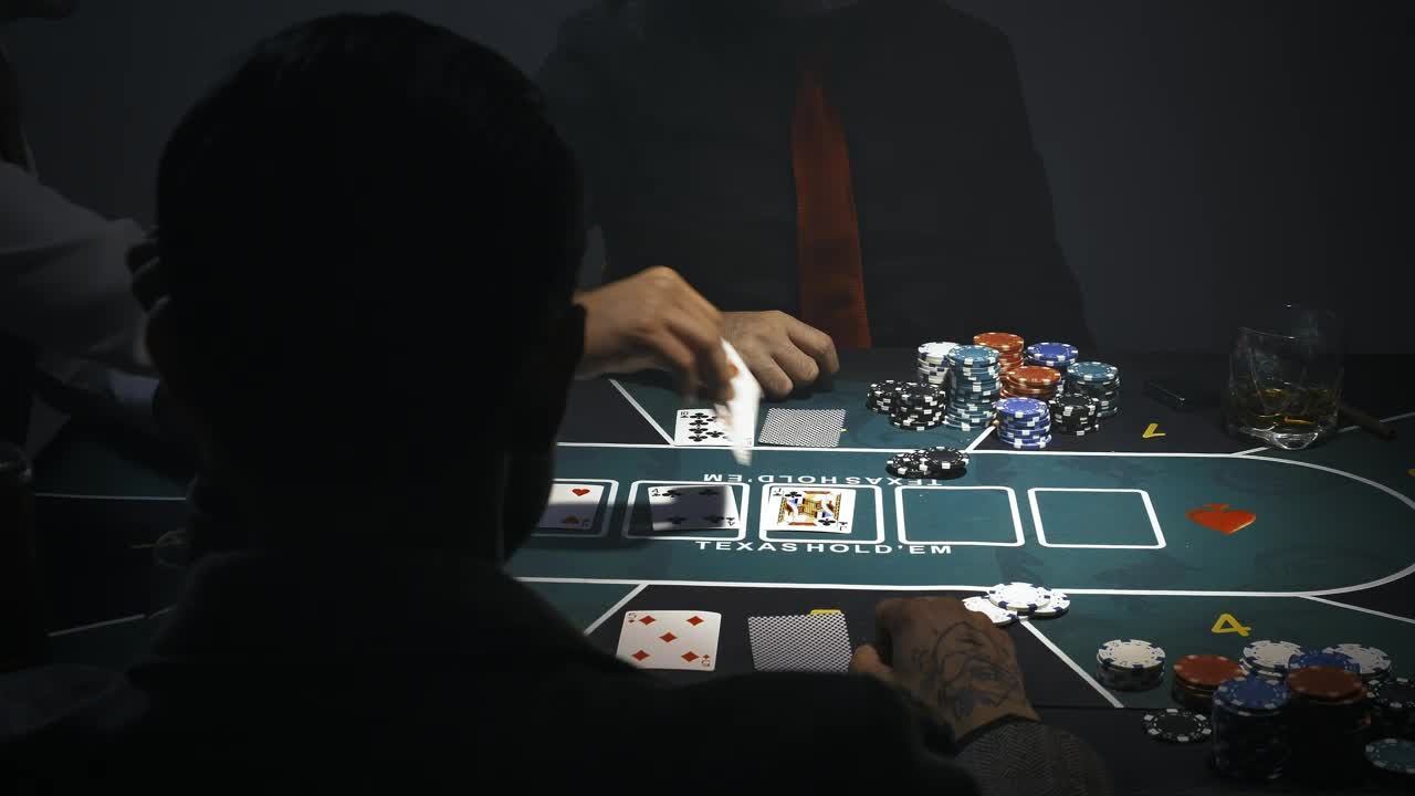 Stock Video Over Shoulder Shot Of A Poker Game Live Wallpaper