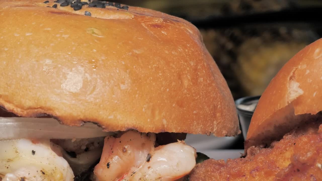 Stock Video Pair Of Hamburgers Together Live Wallpaper