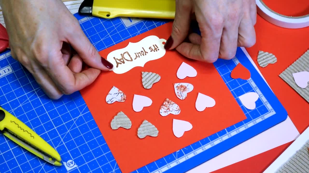 Stock Video Paper Cut Valentines Greeting Card Live Wallpaper