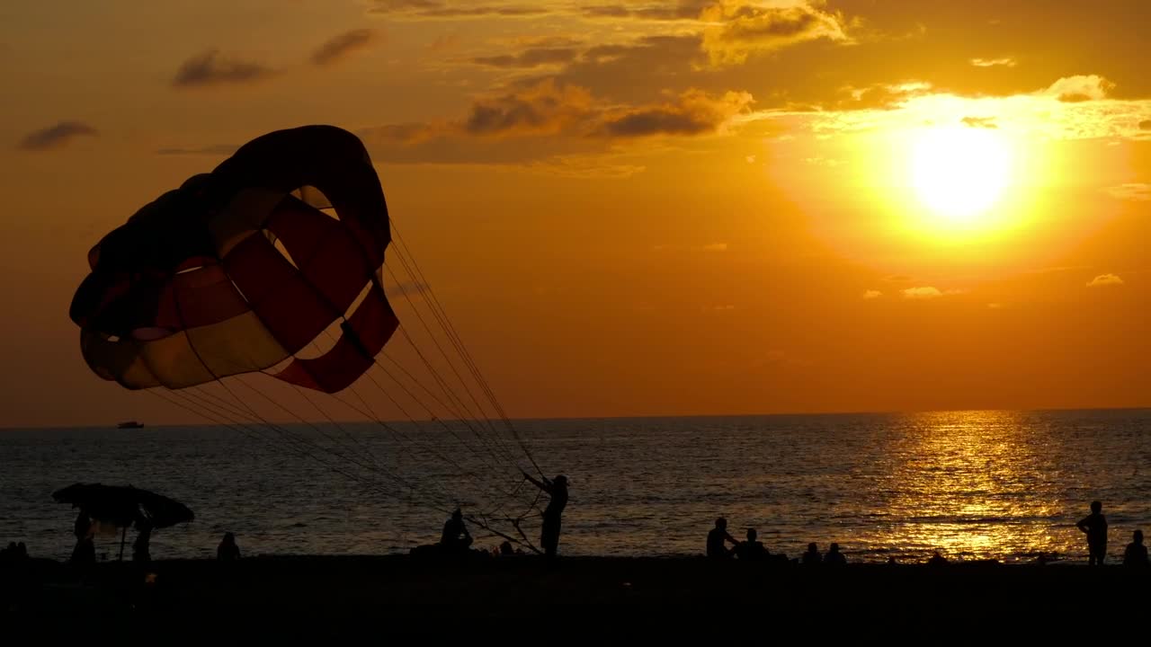 Stock Video Parachute And Sunset At The Beach Live Wallpaper